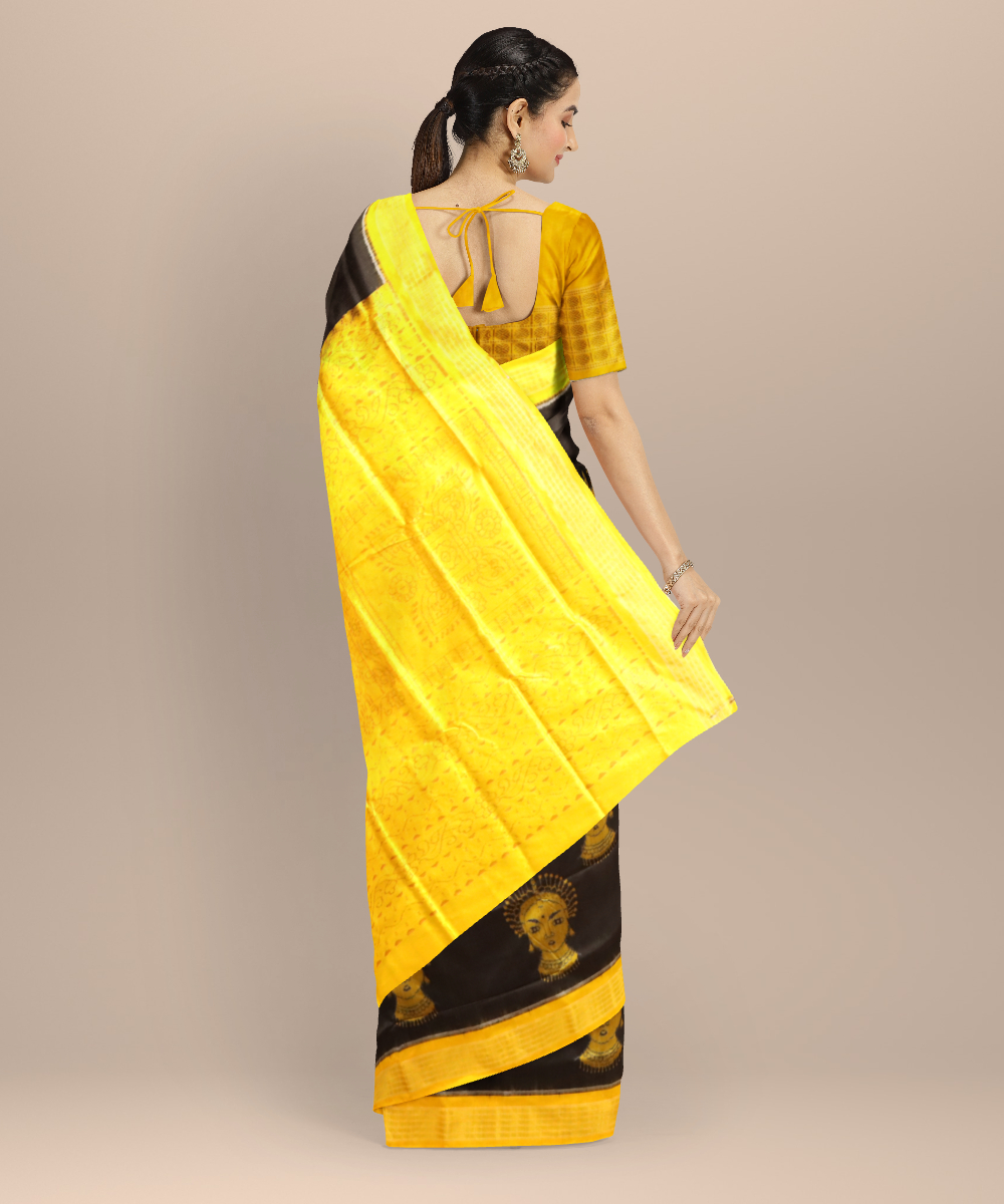 TRI3D__A-BO-795__cotton_set321_shubhi_drape2_back1_tassels__2025-12-26-20-37-21__1000X1200