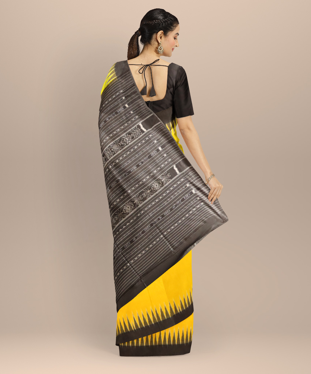 TRI3D__A-BO-845__cotton_set321_shubhi_drape2_back1_tassels__2026-1-28-11-44-20__1000X1200