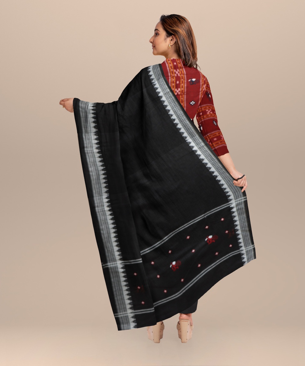 TRI3D__B-BO-137__all_unstitchedset609_srijla_back__2026-6-12-13-38-18__1000X1200