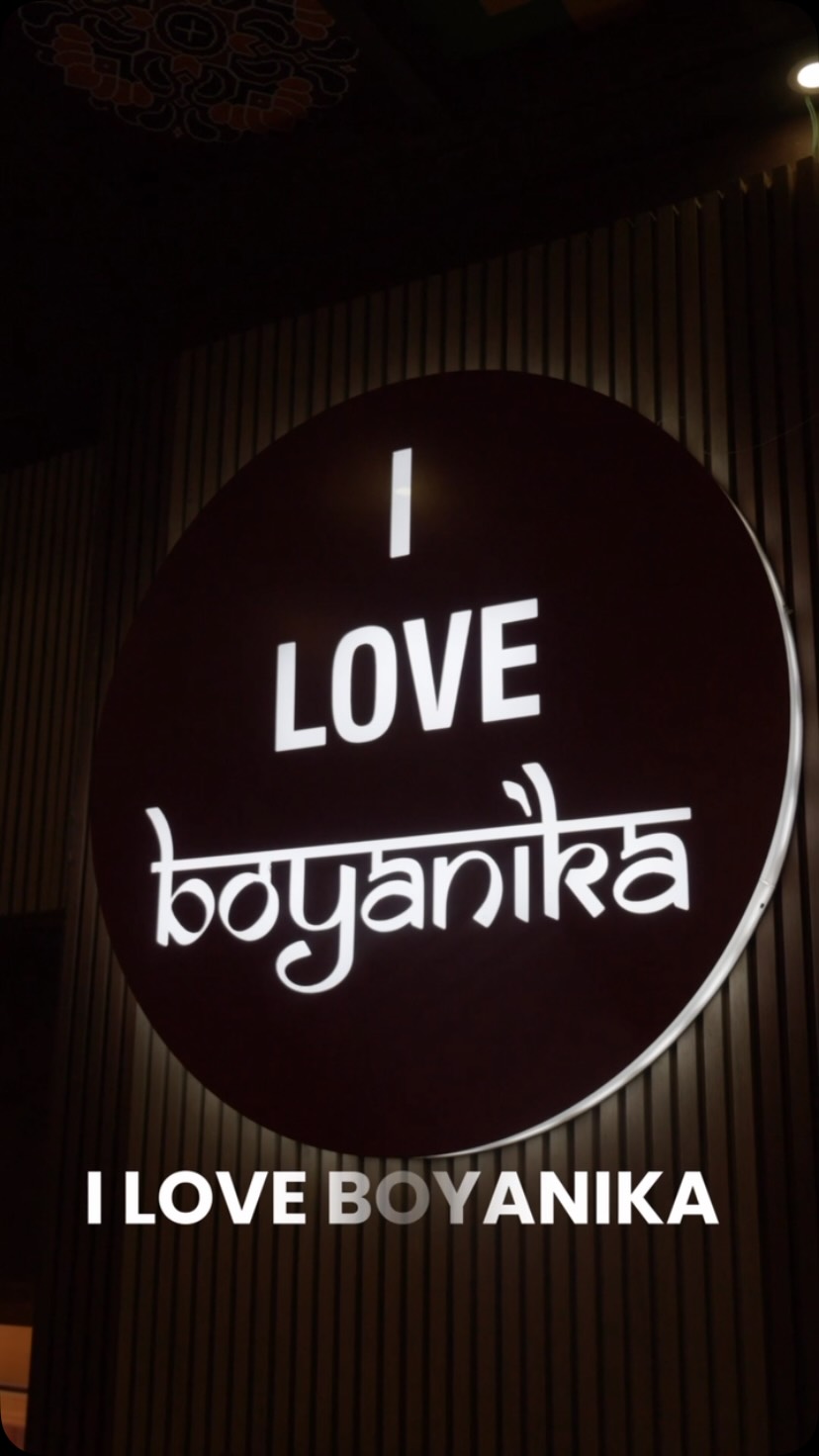 BOYANIKA EXCLUSIVE | THE AUTHENTIC WEAVE OF ODISHA’S LIVING HERITAGE. Some weaves are worn. Some…